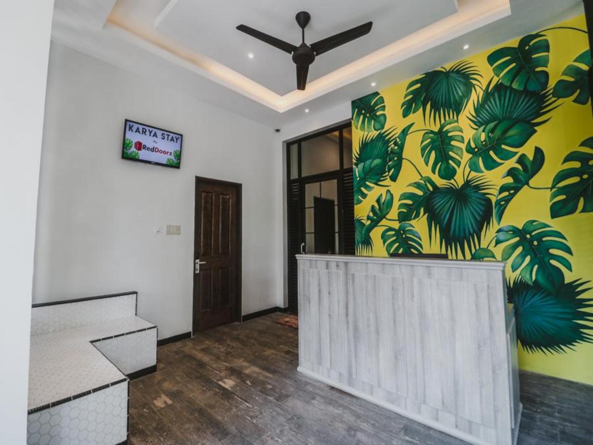 Reddoorz Plus Near Mall Slipi Jaya Джакарта Екстериор снимка