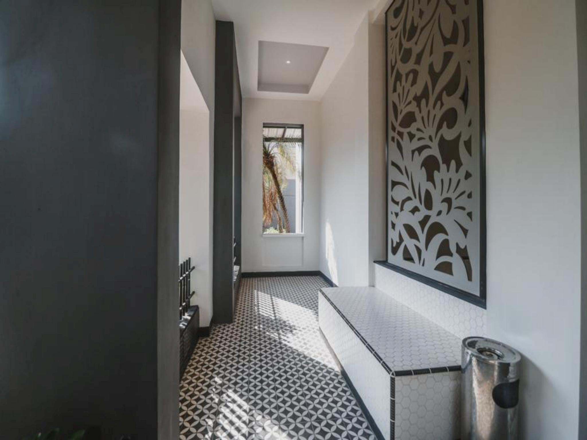 Reddoorz Plus Near Mall Slipi Jaya Джакарта Екстериор снимка