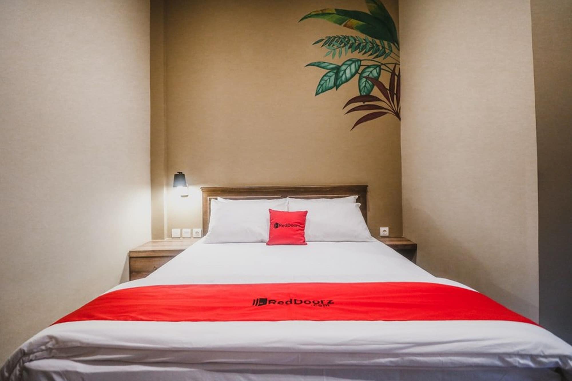 Reddoorz Plus Near Mall Slipi Jaya Джакарта Екстериор снимка